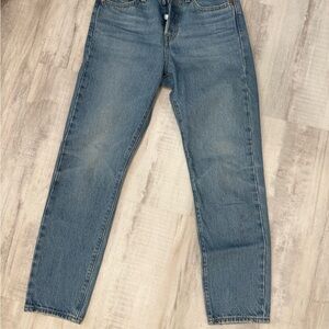 Levi’s Wedgie Crop
